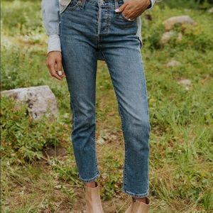 Levi’s wedgie straight jeans